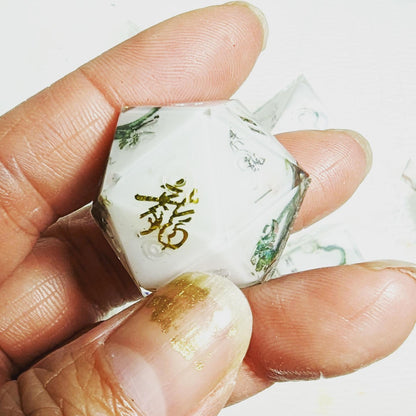 Chinesse Dragon Painting Dice Set