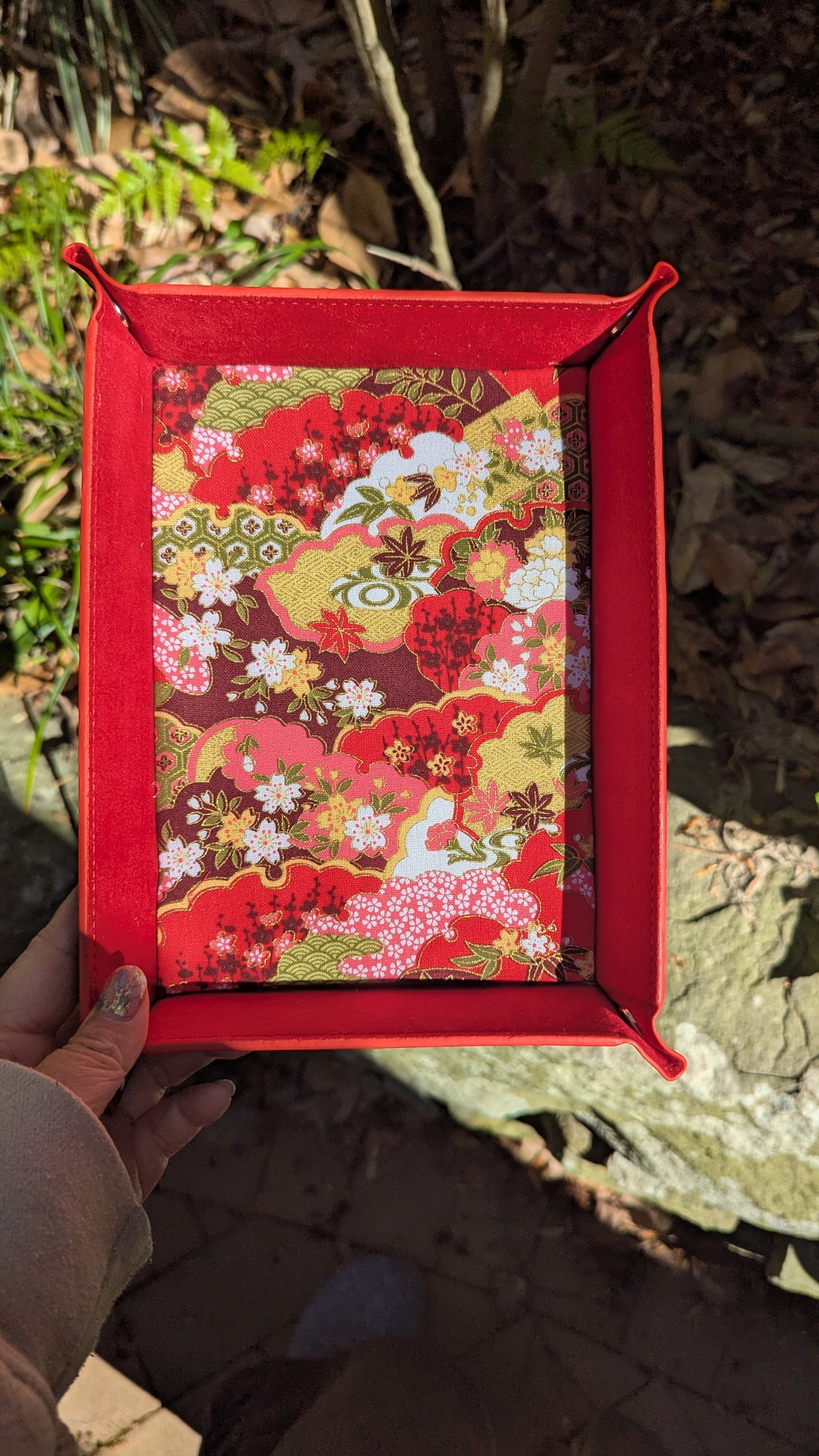 Red Floral Fabric Velvet Dice Tray