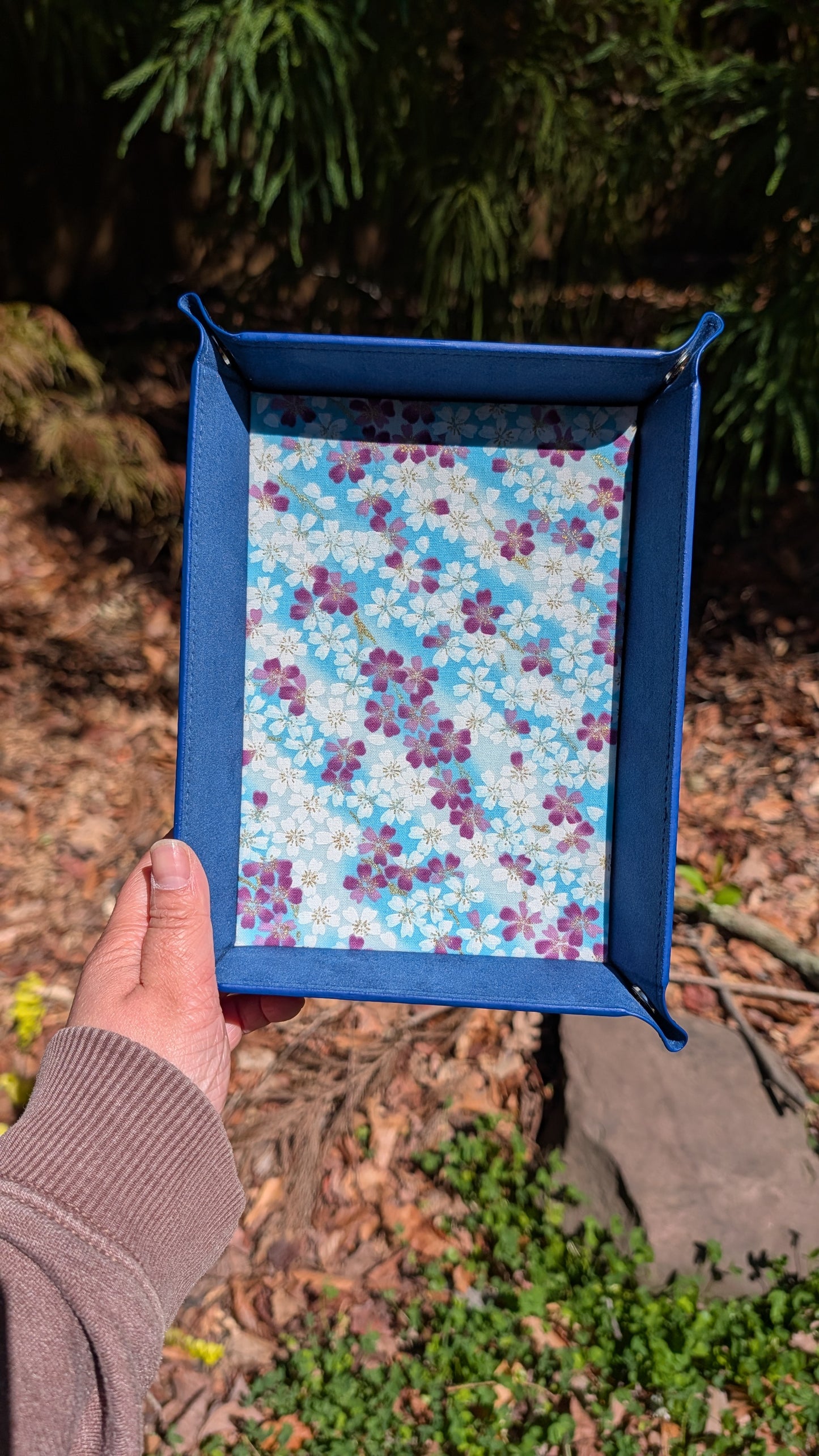 Light Blue Sakura Butterfly Velvet Dice Tray
