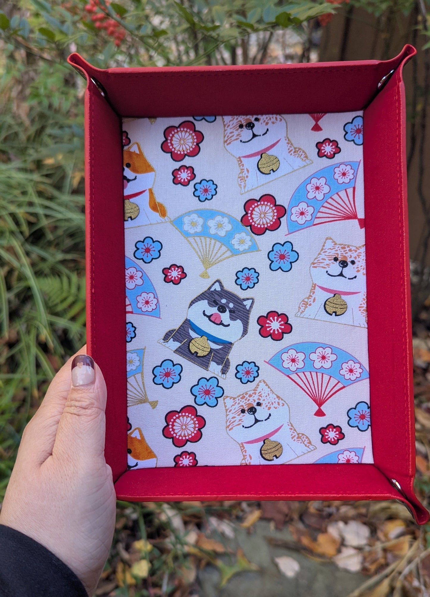 Red Lucky Dog Velvet Dice Tray