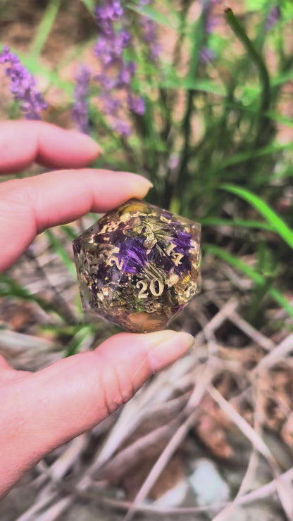 The Amethyst Garden Bloom 35mm Chonk D20