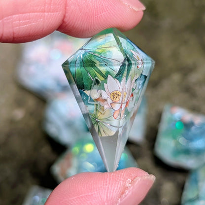 Koi Lotus Shimmer Alt Shaped 7pc Dice Set