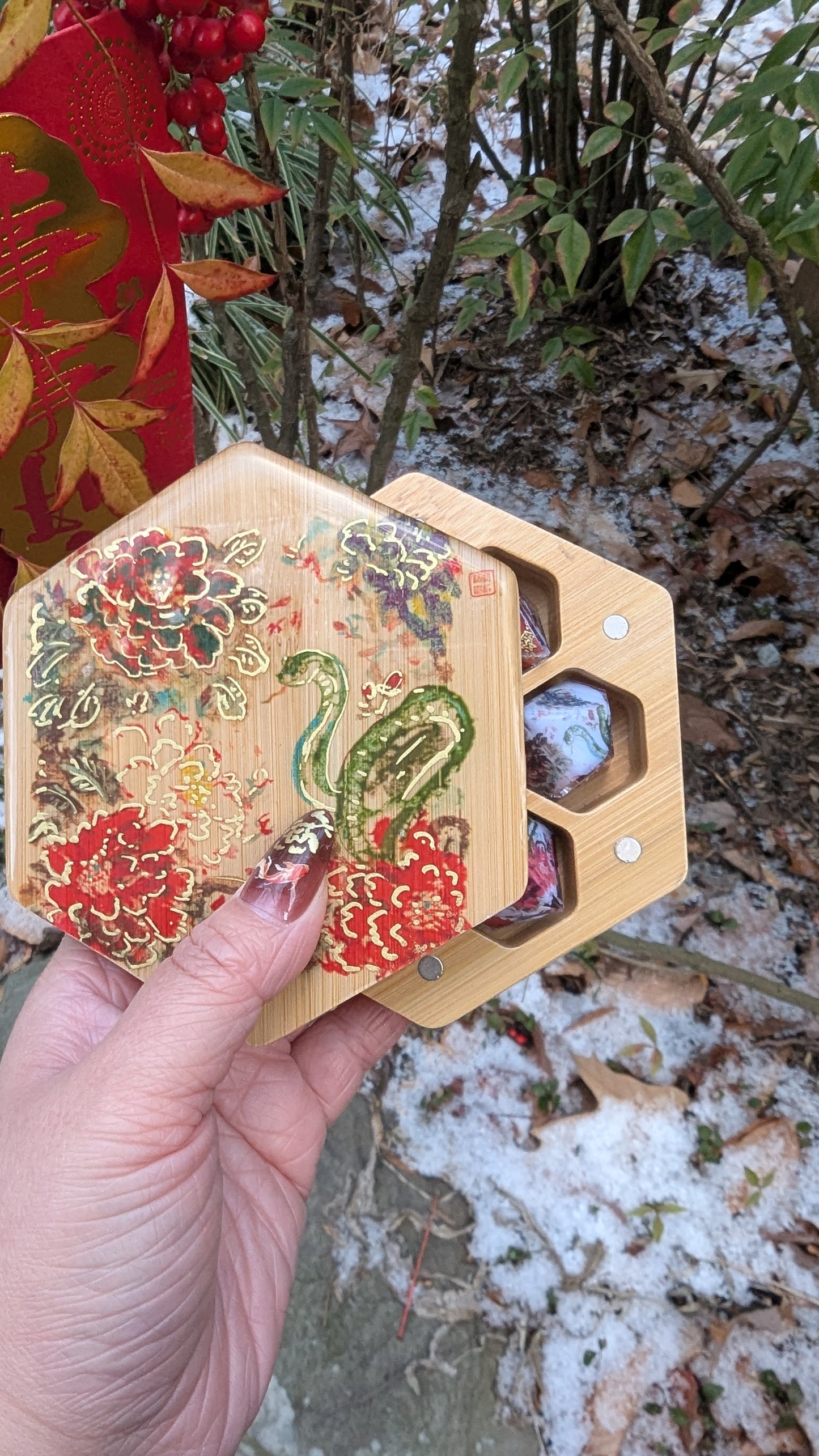 Snake Peony Wooden Dice Vault