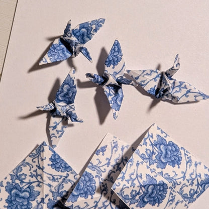 Pre-Order Origami Crane Qing Hua Light Peony Dice Set