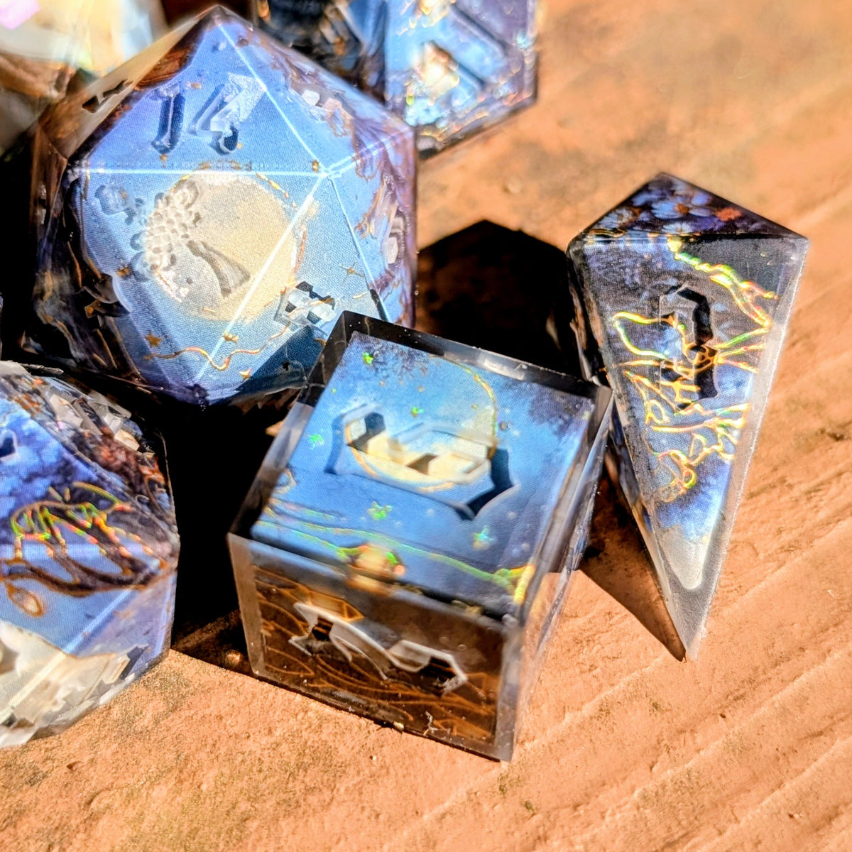 Moonlight Flower Alt Shaped 7pc Dice