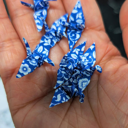 Qinghua White Flower Crane Origami Dice Set