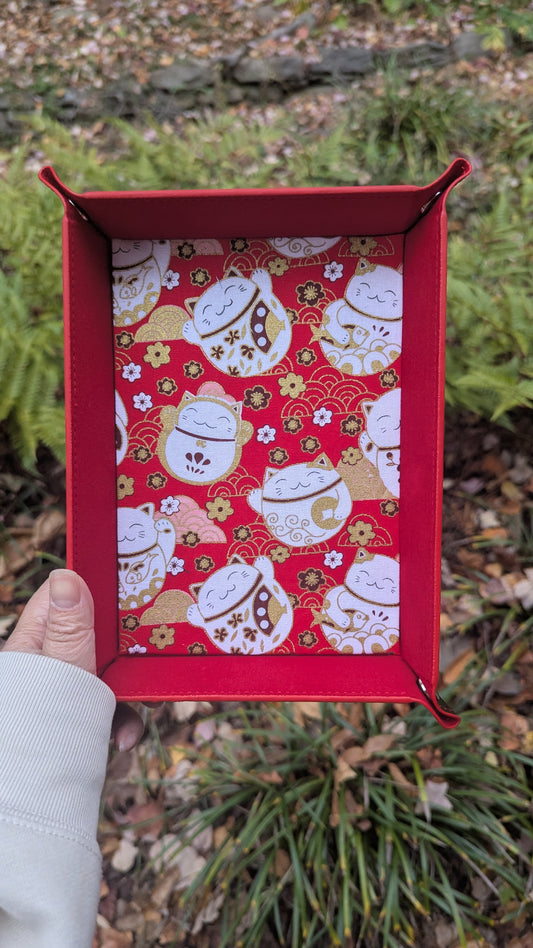 Red Lucky Cat Velvet Dice Tray