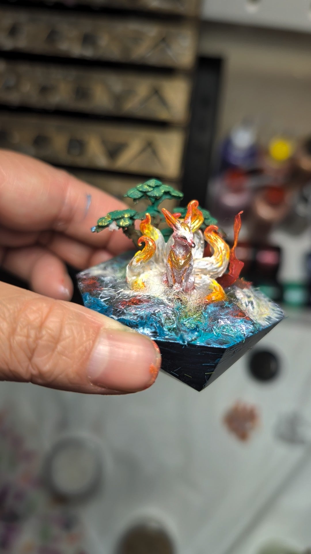 Nine Tailed Fox Kitsune Diorama Kanji 55mm Chonk