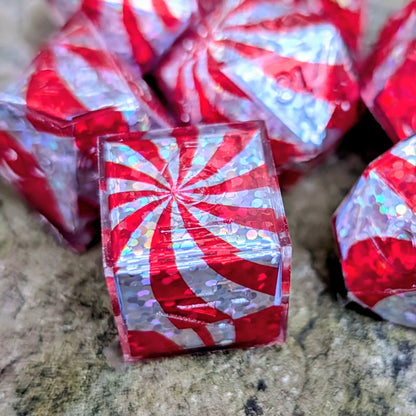 Peppermint Holiday Resin 7pc Dice Set