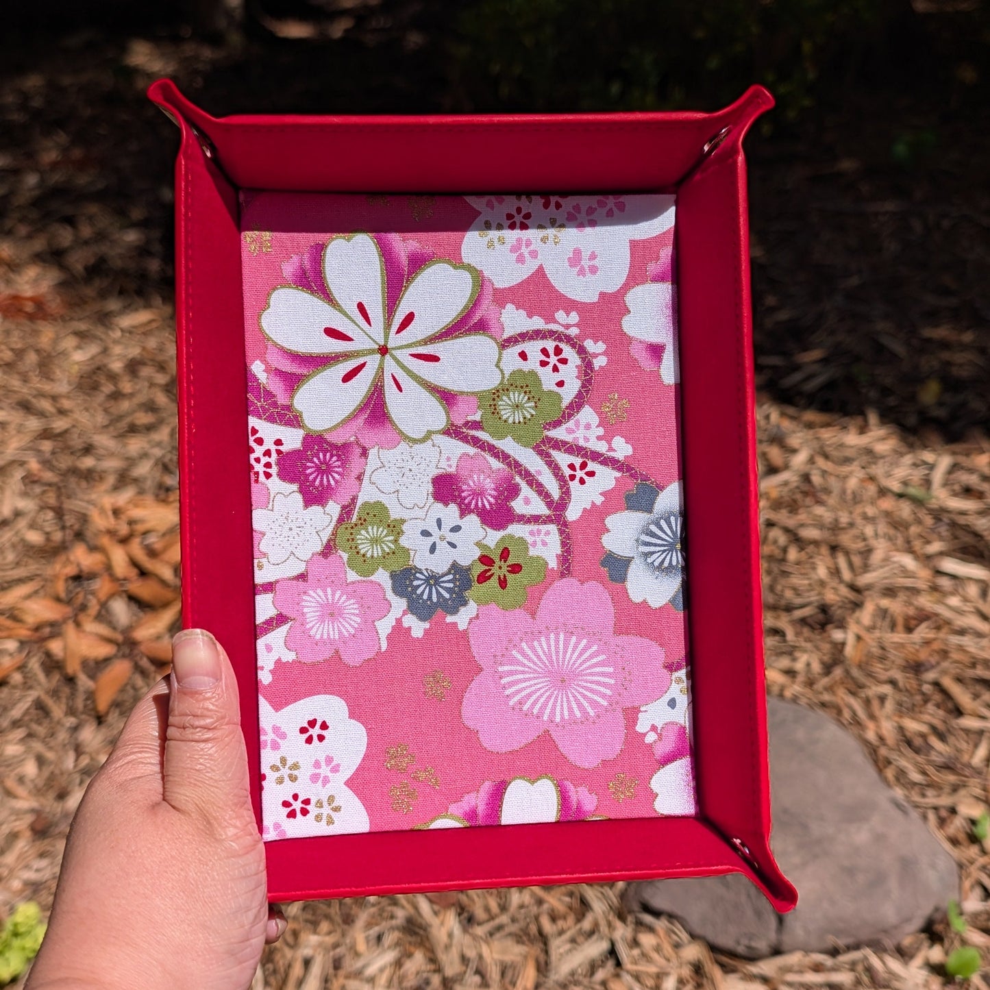 Pink Floral Kimono Red Velvet Dice Tray