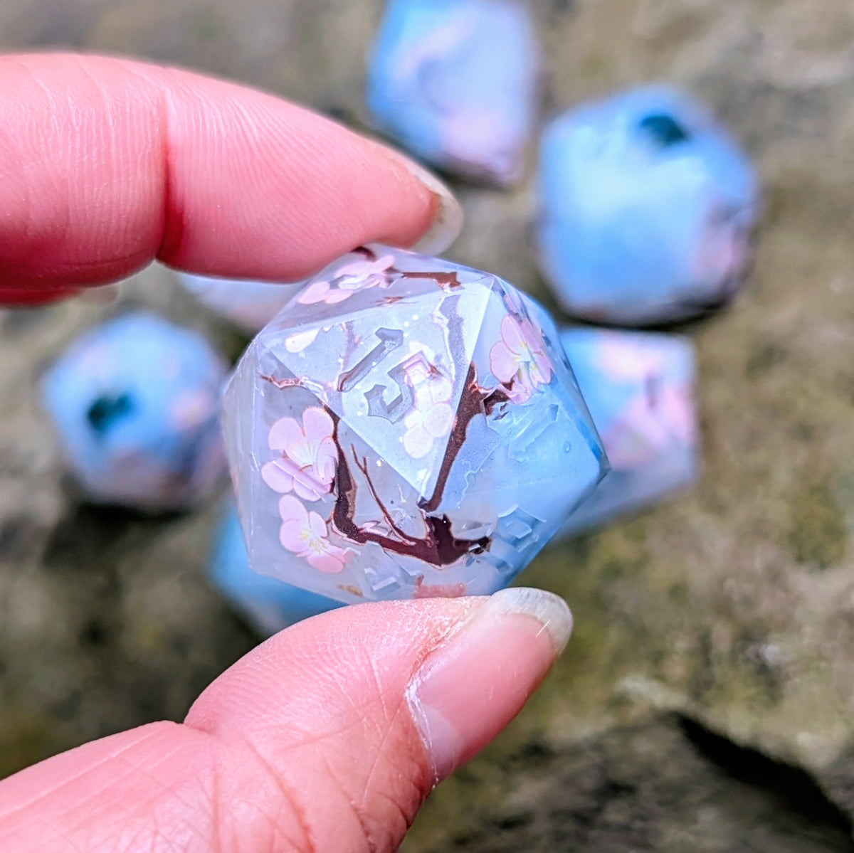 Yuki Onna Artist Collab 7pc Alt Shaped Dice