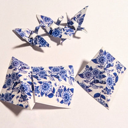 Pre-Order Origami Crane Qing Hua Bird Dice Set
