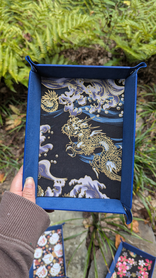 Blue Dragon Wave Velvet Dice Tray