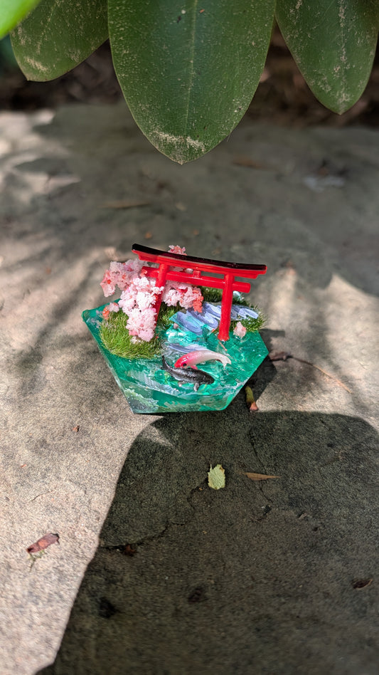 Koi Temple Spirits 55mm Diorama Kanji Chonk