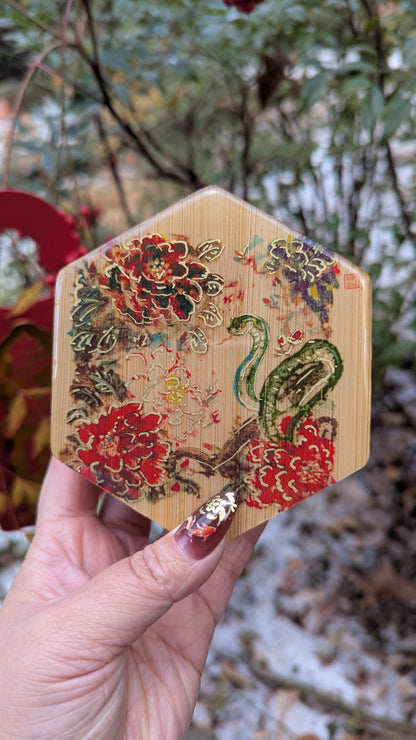 Snake Peony Wooden Dice Vault