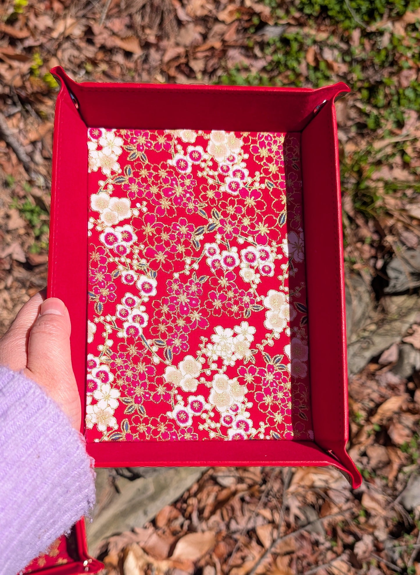 Red Golden Kimono Sakura Fabric Velvet Dice Tray
