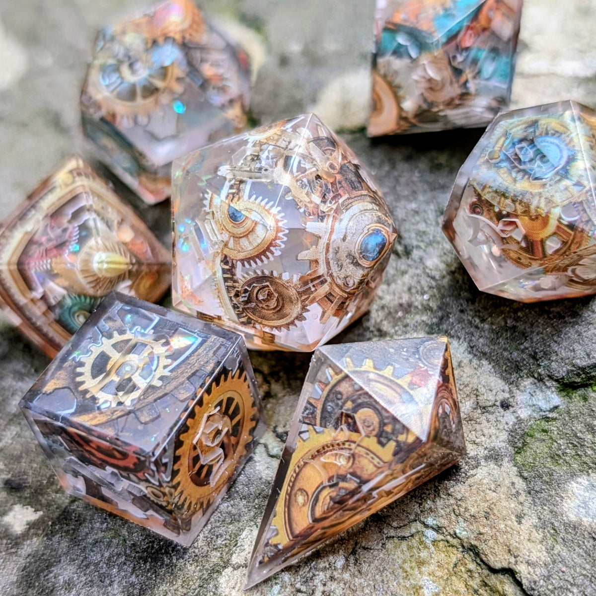 Getting Into Gears Alt Shaped 7pc Dice Set