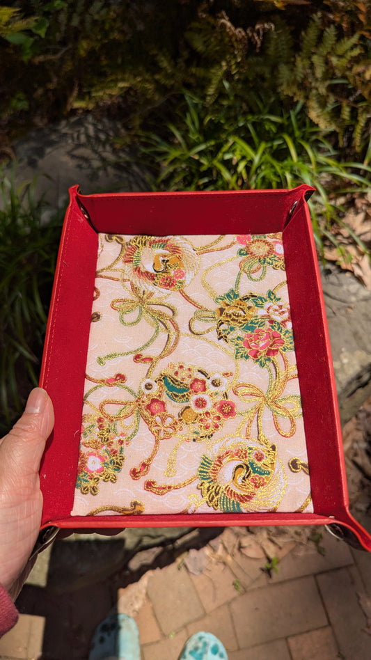 Red Beige Crane Fabric Velvet Dice Tray