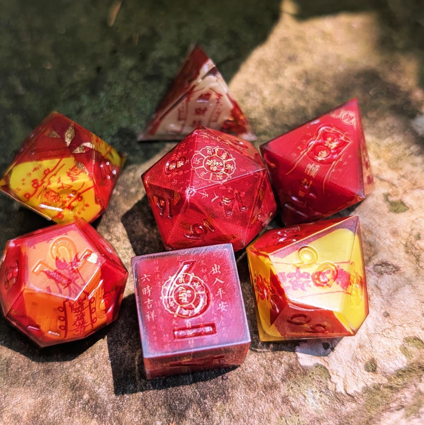Chinese Talisman 7pc Dice Set