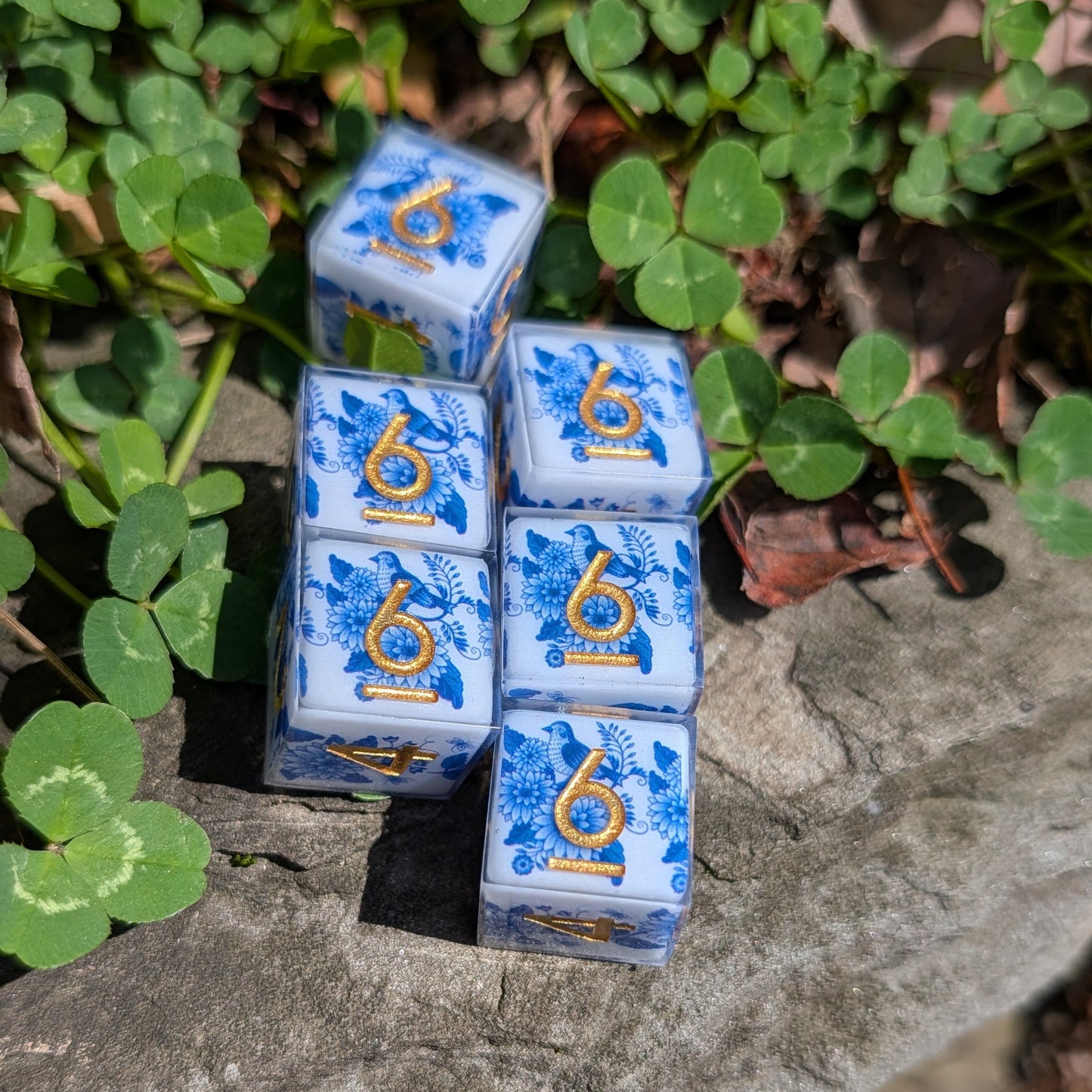 Single D6 in Qing Hua Bird Flower