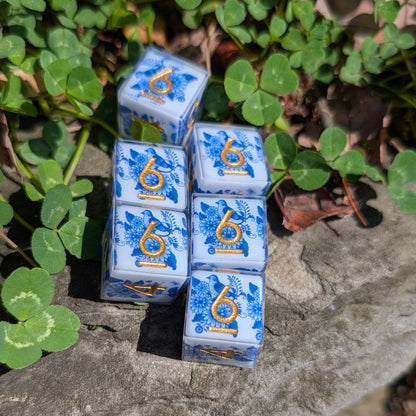 Single D6 in Qing Hua Bird Flower