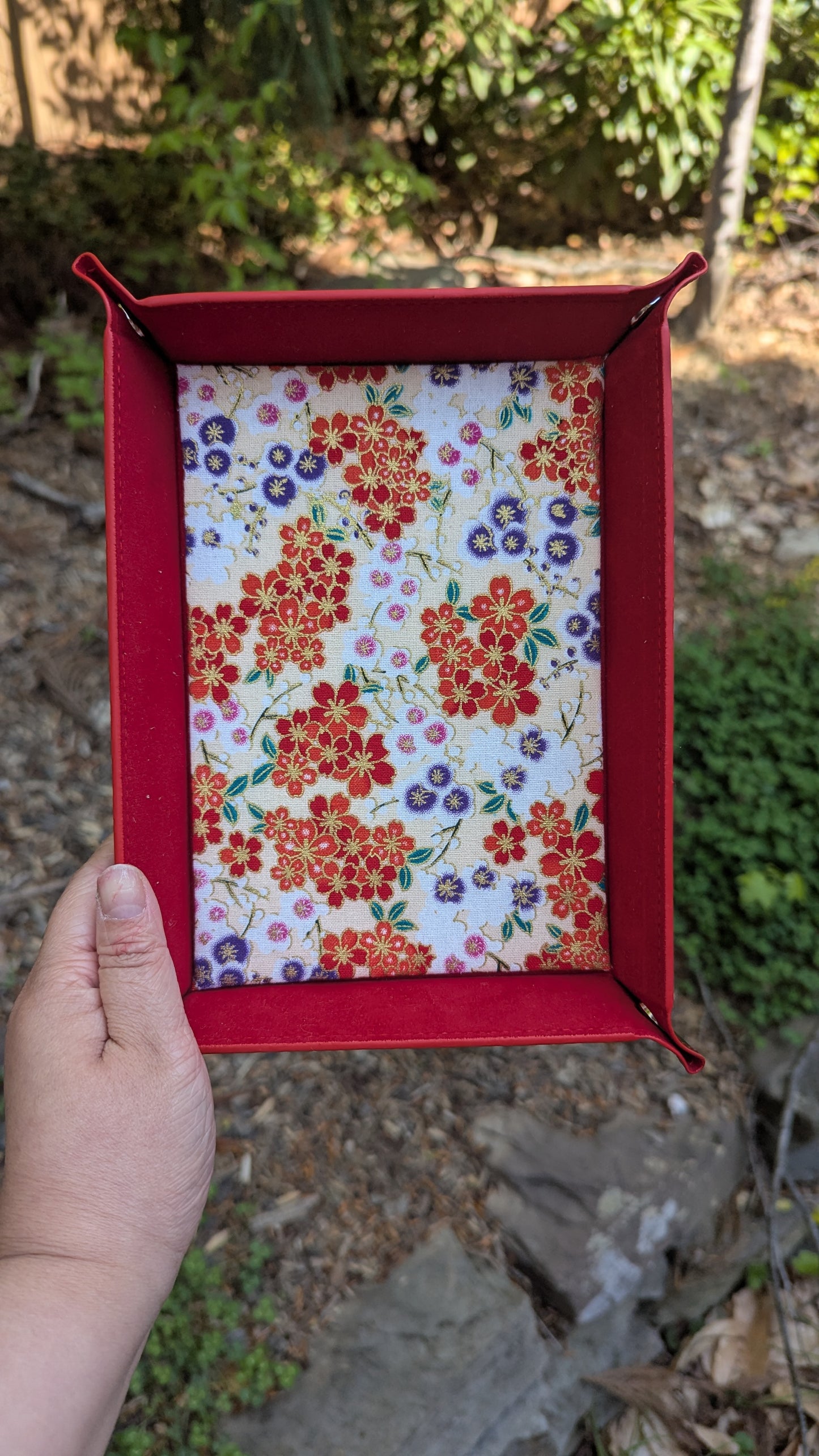 Beige Small Floral Fabric Velvet Dice Tray