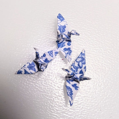 Origami Crane 6D6 in Qing Hua Leaves Matching Qing Hua Oni