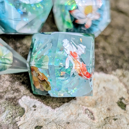 Koi Lotus Shimmer Alt Shaped 7pc Dice Set